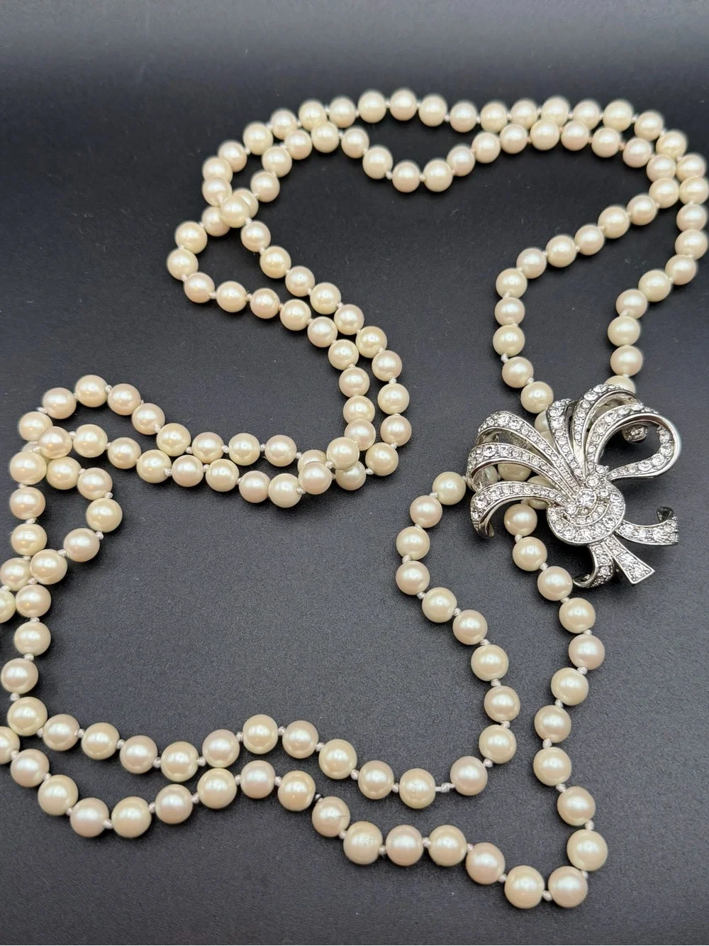 Carolee Rhinestone Brooch with Faux Pearls #811 hand knotted